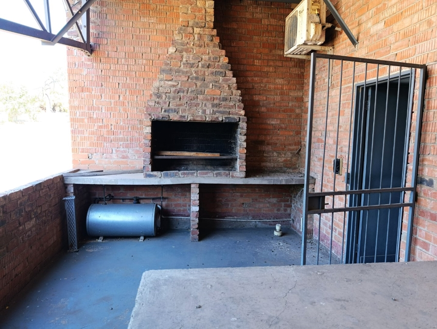  Bedroom Property for Sale in Bloemfontein Free State